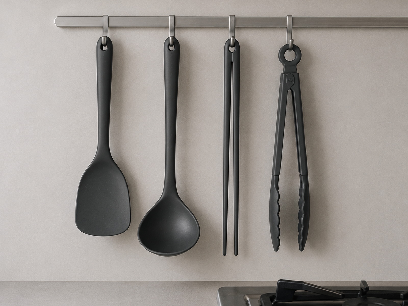 Keeping Black Silicone Tools Easy to Reach on a Rail